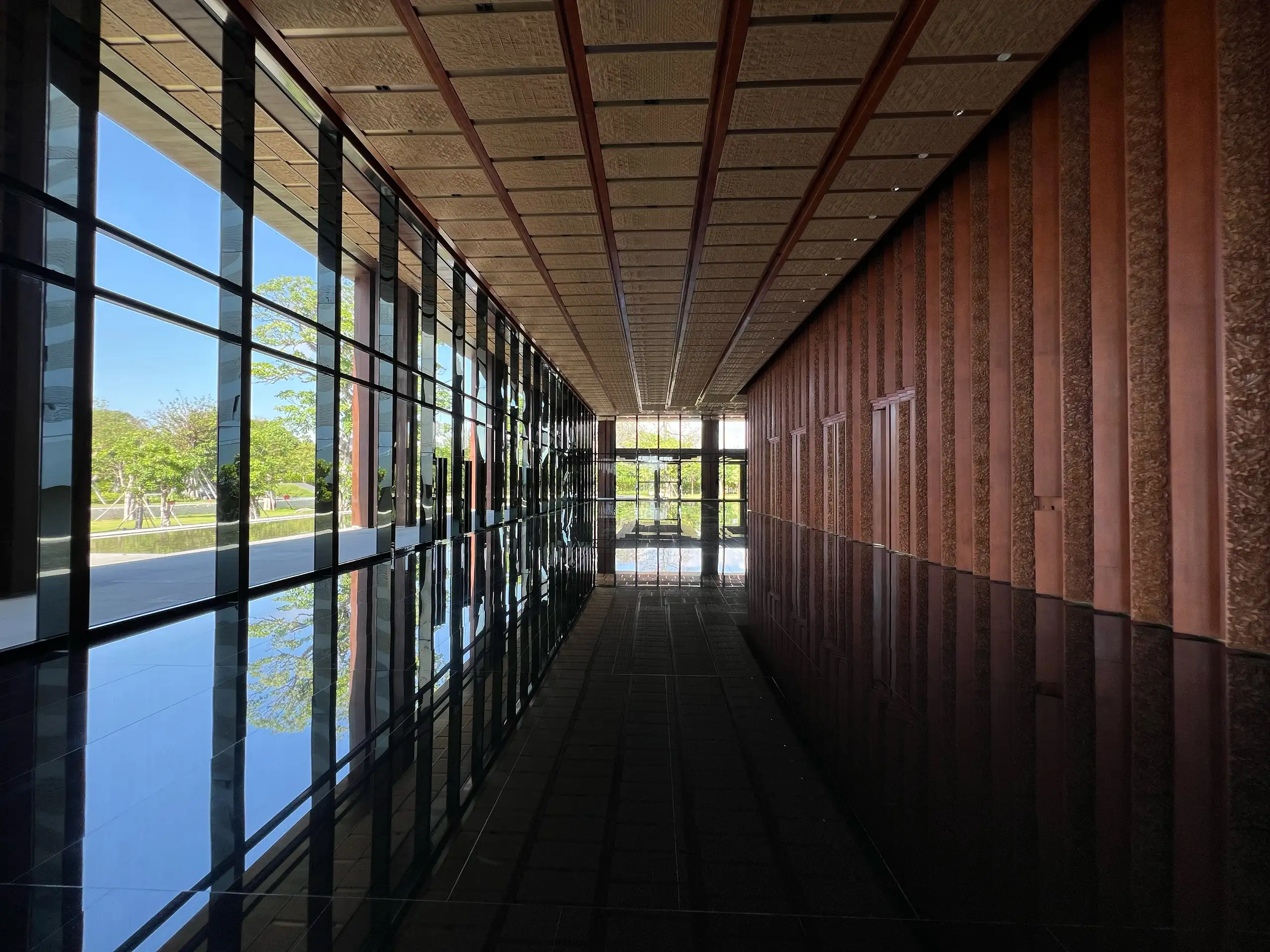 FOYER-BBCC-VENUE PREVIEW IMAGE 1